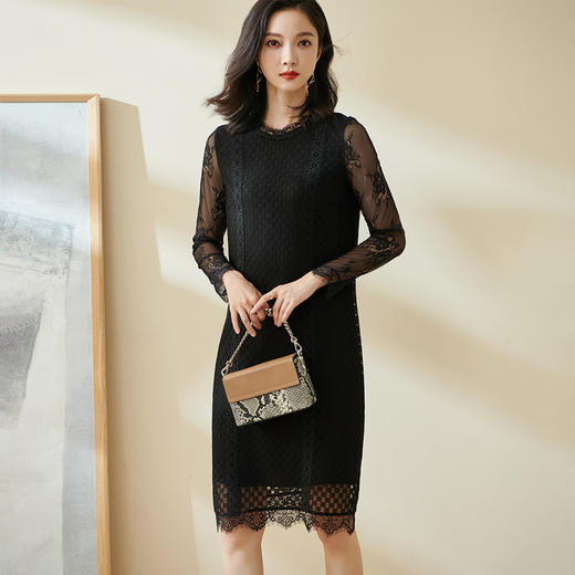 剩S 米思阳钩花镂空蕾丝裙秋季新款小香风气质显瘦连衣裙 商品图2