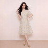 奢姿2026大码女装刺绣蕾丝连衣裙胖妹妹夏季方领遮肉温柔风A字裙9962860008 商品缩略图1