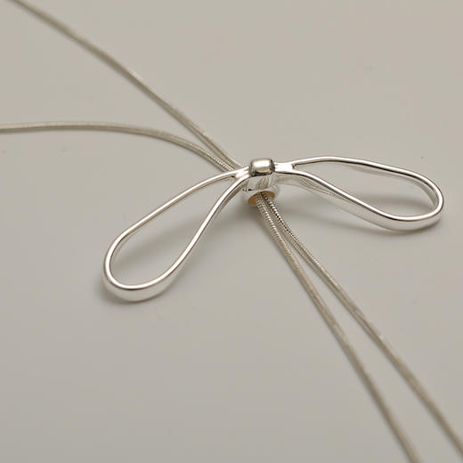 新款百搭甜美简约蝴蝶结项链毛衣链-纪念日百货门店同款 163594229 商品图6