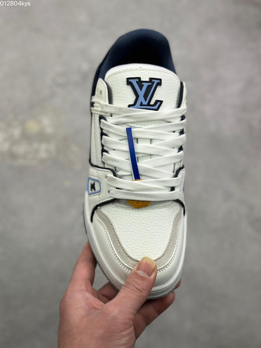 春季特惠💰450 性价比版本 驴牌 LV Trainer 低帮休闲板鞋 商品图1