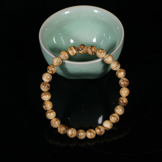 AN0307-4-4 马泥涝老料单圈   7.3mm 2.78g 商品图0