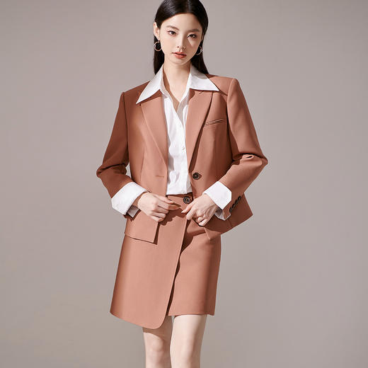 芳外新款精致通勤时尚套装西装半裙两件套女8T23CG1130 商品图1