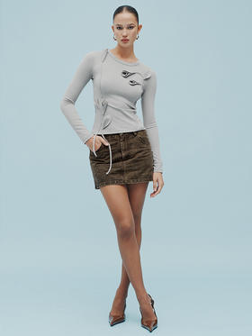 TR她热 花花小姐 灰色螺纹手工花朵飘带设计感复古修身显瘦打底衫上衣