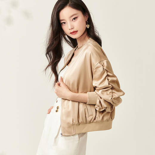 芳外新款休闲夹克时尚抽褶休闲短外套女8T23AW0105 商品图3