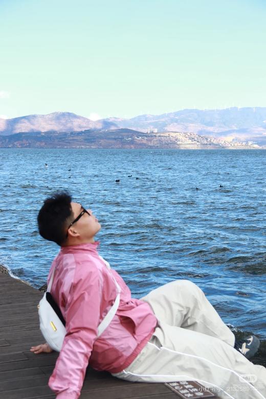 一店d 燃爆了❗️𝐍𝐢𝐤𝐞&𝐍𝐨𝐜𝐭𝐚梭织全系列 刚刚走完大货我们同步拿下 这一季的配色是真的好看，而且版型也很绝是亚版，延续了之前极简的设计又把嘻哈反叛元素很好的融合！ 商品图4