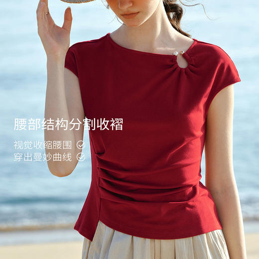 欧芮儿2026年新款夏别致时尚修身上衣收褶腰设计红色圆领短袖T恤 商品图1