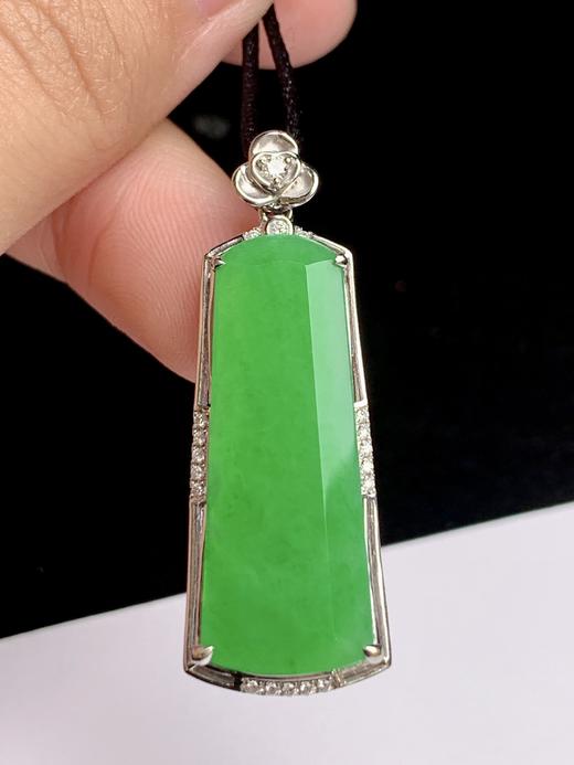 翡翠无事牌吊坠 商品图1