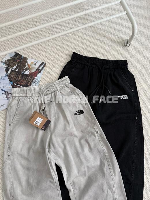 北面UE男款针织弯刀廓形牛仔休闲裤 商品图1
