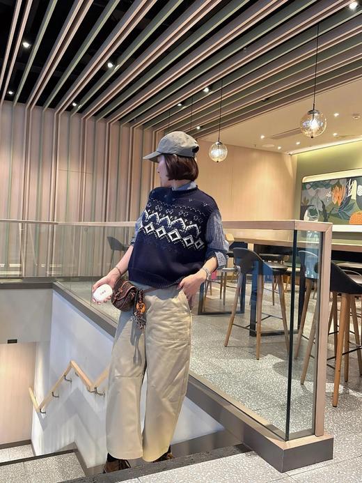 【蓝染棒针民族风提花毛织背心】正面蓝白提花，像把水墨画穿在身上！背面阿兰绞花！有温暖的手工感WD 商品图3