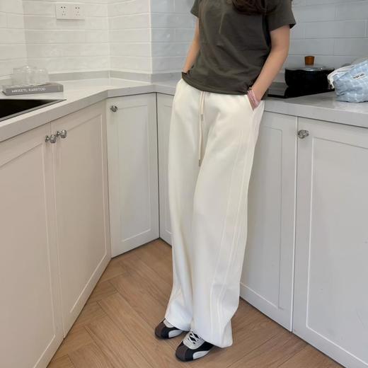 【超模君严选】TRIUUCHU  瘦身卫裤  L家scuba同款 垂感好不皱不塌胯 无束缚感 高腰直筒版型 上身显瘦 穿出慵懒高级感 6020 下单3-7天发货！ 商品图6