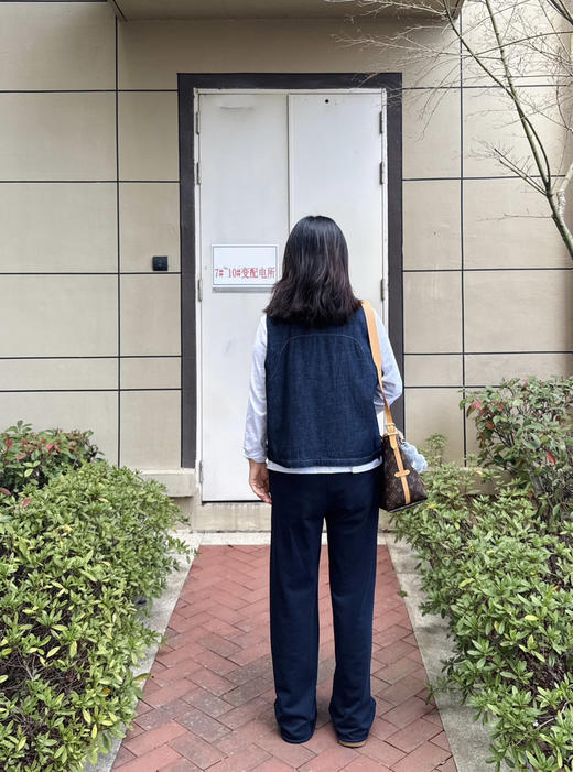 26春夏--叠穿层次感--品质牛仔马甲【包邮+三天无理由退换】 商品图5