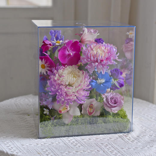 《槿紫》蝴蝶兰牡丹菊海洋之歌亚克力礼盒长25×宽25×高27（cm） 商品图0