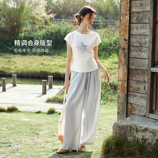 欧芮儿印花钉扣连袖设计感2026年新款夏季白色圆领休闲通勤风T恤 商品图0