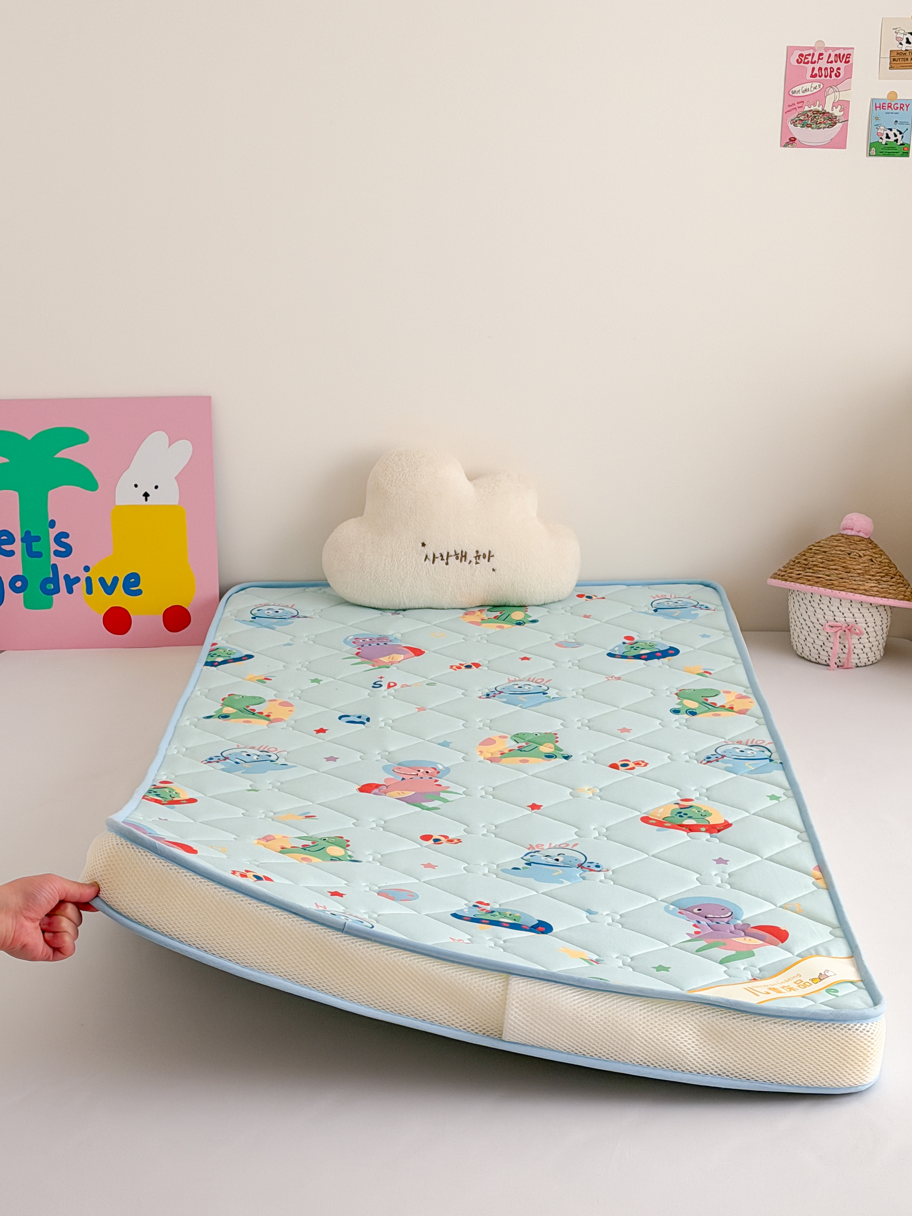 幼儿园儿童硅胶记忆海绵床垫【不易变形 慢回弹】