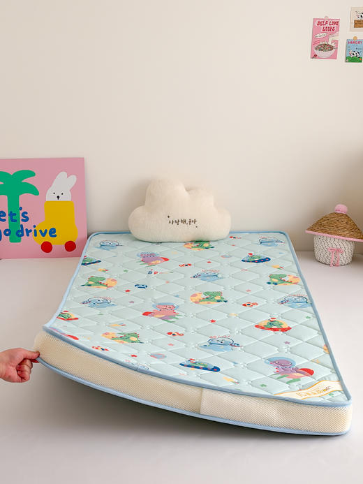 幼儿园儿童硅胶记忆海绵床垫【不易变形 慢回弹】 商品图0