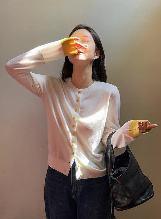 减龄小包扣撞色羊毛莱赛尔针织开衫 商品图2
