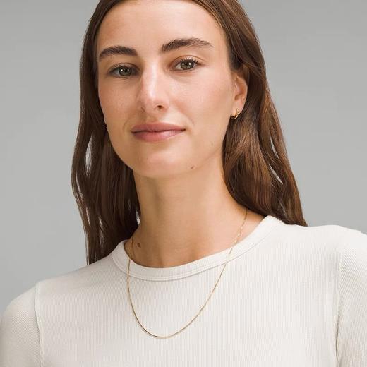 点此购买 Lulu露露Hold Tight地奥‬利兰精莫‬代尔女士圆‬领长袖打底衫 ye 341906 商品图6