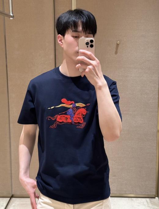 早春 新禧贺岁系列战马骑士刺绣圆领短袖T恤 Z-15860 商品图4