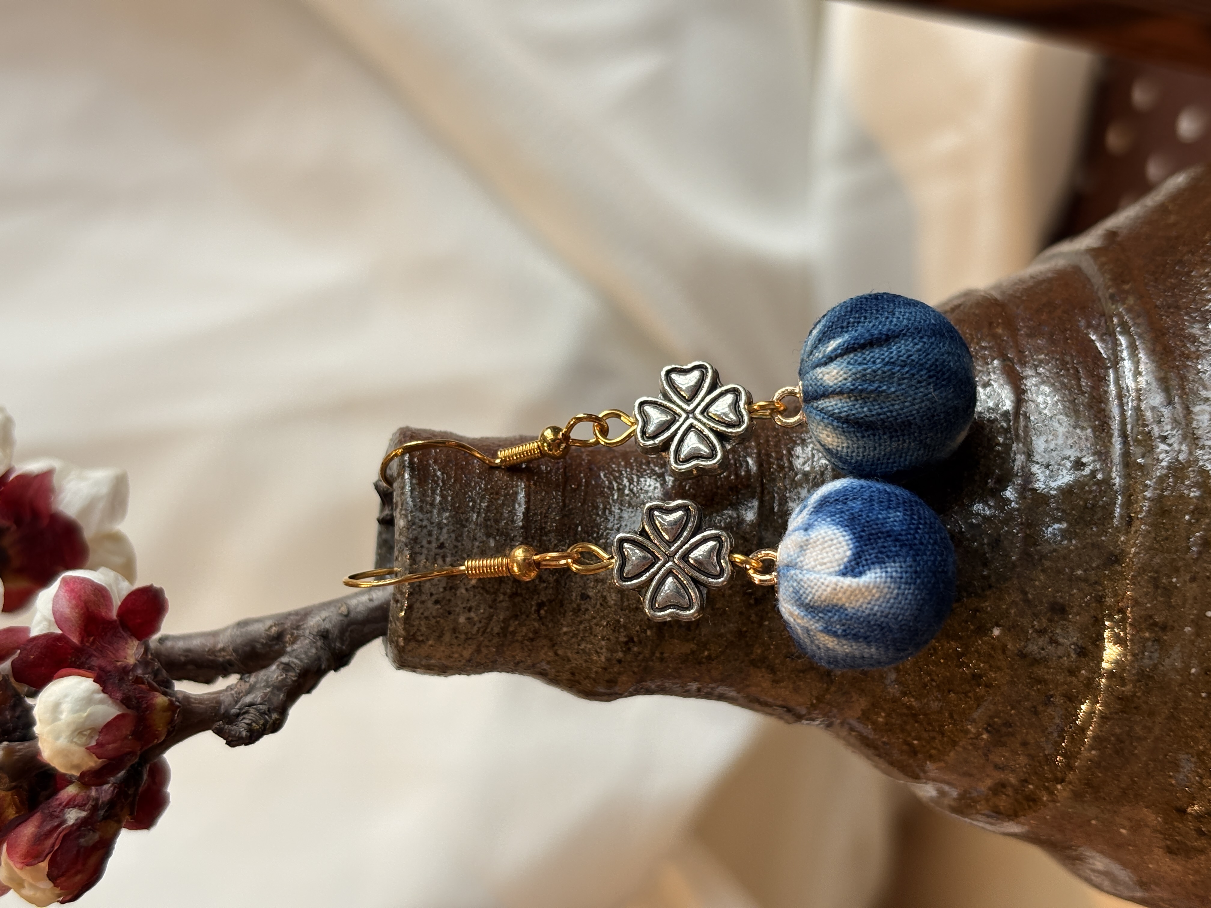 非遗扎染手工耳钉草木染复古文艺女式手工艺品蓝染耳饰品