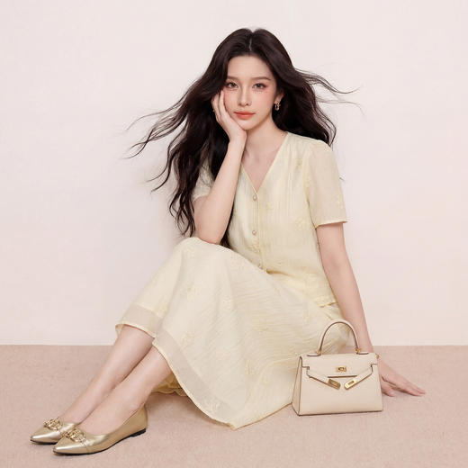 奢姿大码女装2026夏季减龄绣花V领两件套胖妹妹花边甜美时尚套装9962972006 商品图2