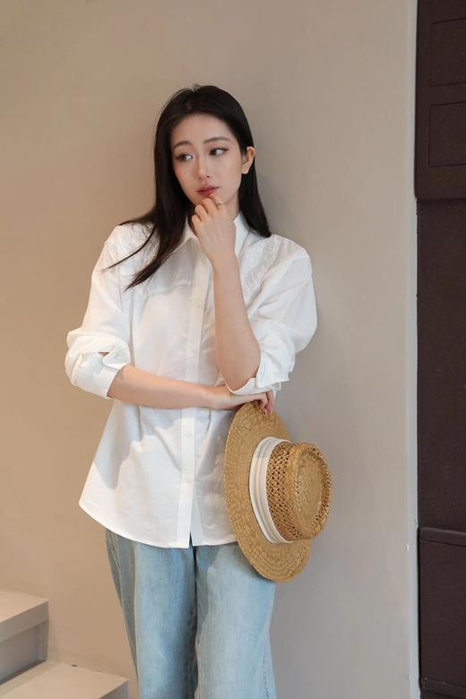 （小眠专属）亚麻棉重工绣花衬衫 C21925408 【下单5~10天发货】 商品图3