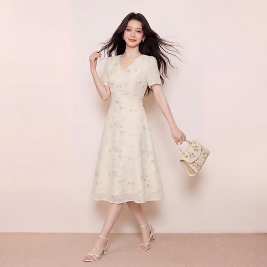奢姿大码女装2026夏季减龄刺绣碎花V领连衣裙胖妹妹温柔风裙子9962894623 商品图2