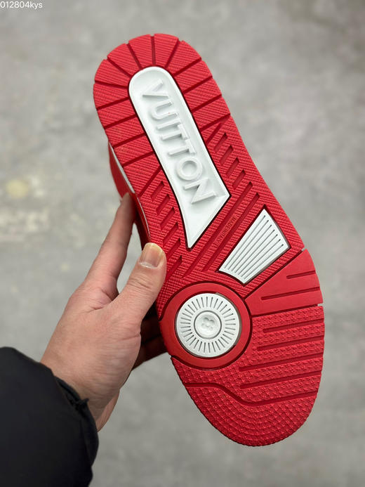 春季特惠💰450 性价比版本 驴牌 LV Trainer 低帮休闲板鞋 商品图8