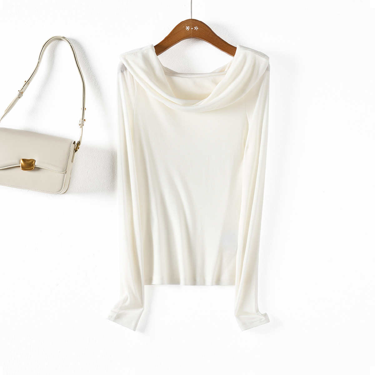 剩S/M/L/XL 米思阳新款气质荡领露肩款薄款T恤洋气纯色打底衫女8T24AT0024