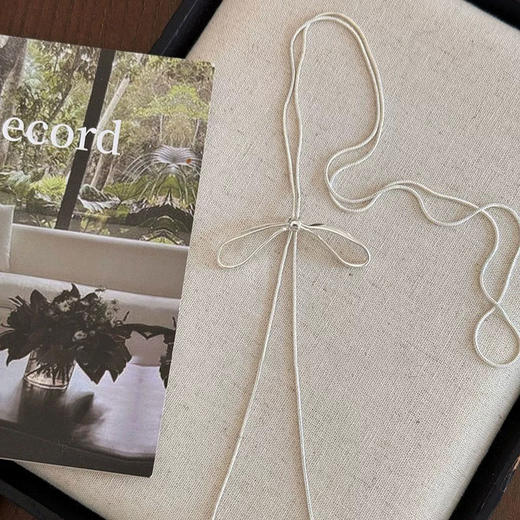 新款百搭甜美简约蝴蝶结项链毛衣链-纪念日百货门店同款 163594229 商品图4