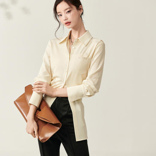 剩S/M/L/XL 芳外新款设计感绑带收腰淡黄色衬衫简约中长款衬衣女8T23AC0030 商品图1