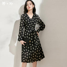 剩S/M 芳外新款时尚复古印花连衣裙薄款黑色V领长袖大摆裙8T22AL0073