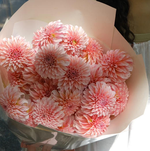 19枝奶油桃子花束 商品图2