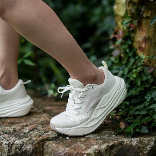 月光系列同款慢跑减震透气长跑马拉松男女鞋 商品图1