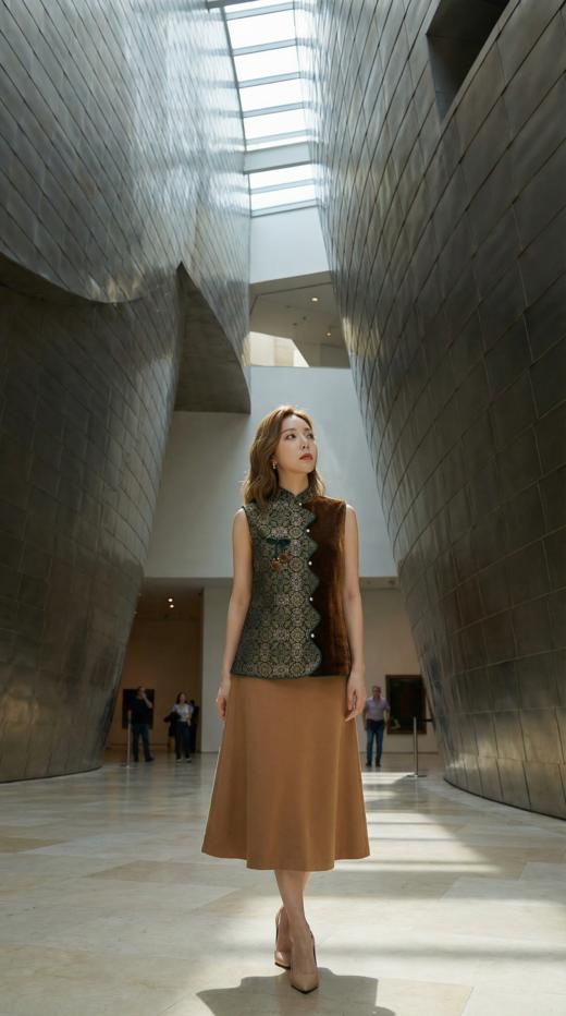 轻国风拼接立领樱桃挂件马甲 商品图2