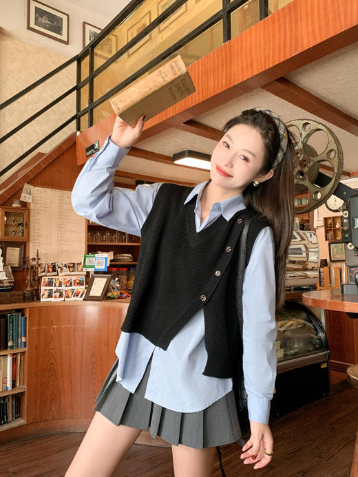 【129元任选2件】现货！韩系学院风v领针织马甲 商品图9