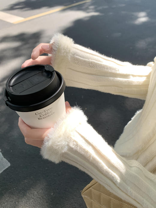 <曾小咸推荐>3.13现货秒杀 ！微信超特价！韩系毛绒边毛织开衫 日常189.99 立减100 秒杀89.99！！直筒加绒牛仔裤 秒杀99.99！ 商品图7