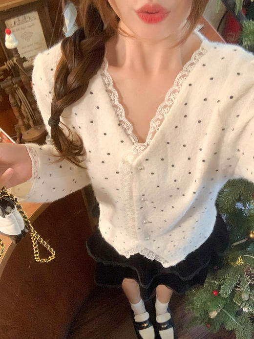 <曾小咸推荐>3.13现货秒杀 ！微信超特价！韩系蕾丝边波点v领针织衫 日常159.99 立减80 秒杀79.99！！蕾丝边蛋糕裙  秒杀69.99！ 商品图5