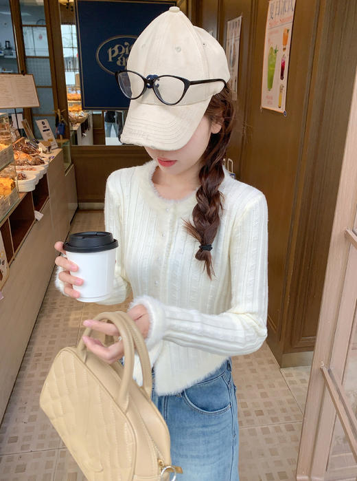 <曾小咸推荐>3.13现货秒杀 ！微信超特价！韩系毛绒边毛织开衫 日常189.99 立减100 秒杀89.99！！直筒加绒牛仔裤 秒杀99.99！ 商品图9