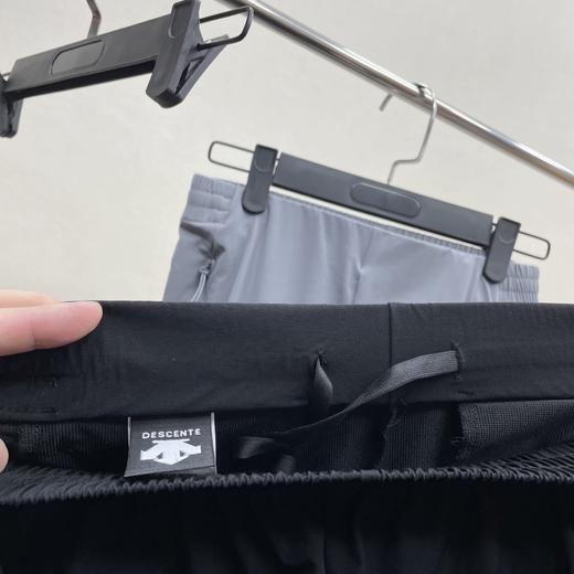 点此购买 迪桑特春秋季女士户外运动健身跑步梭织速干长裤 yh 341986 商品图13