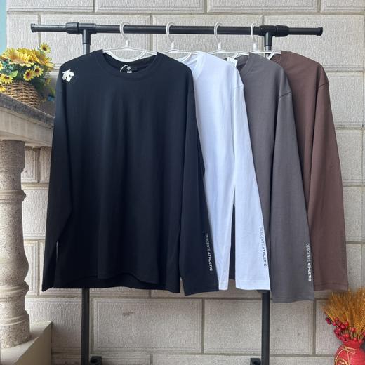 点此购买 迪桑特春秋季男士户外运动吸湿透气健康环保除菌长袖T恤 kad 342134 商品图0