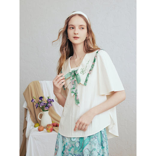 两三事梵高文艺月光废墟2026春新款印花荷叶边刺绣翻领绑带衬衫女 商品图1