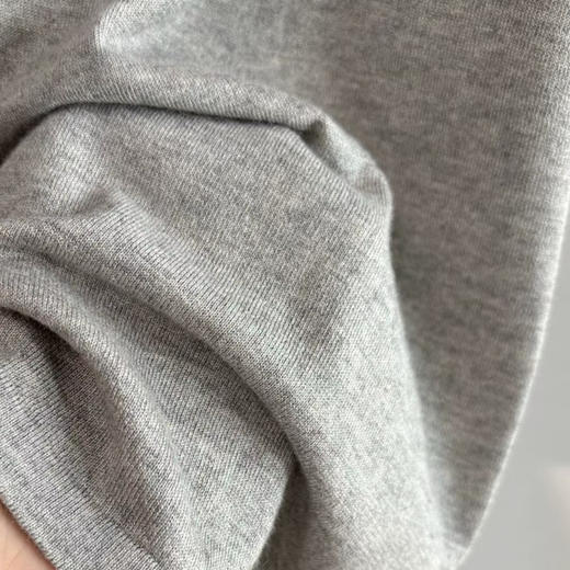 The Row原单春夏羊绒真丝无袖挂脖针织衫。 白色黑色灰色自己备注号码颜色。 商品图6