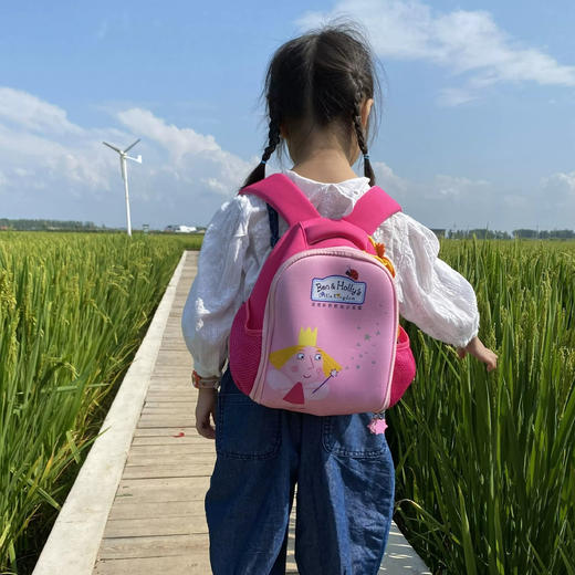 清仓❗❗真能“减负”的儿童背包，轻便小巧【班班和莉莉儿童背包斜挎包】护脊＋颜值双在线👊🏻 ✅轻盈包身，加宽肩带，释放双肩压力，保护脊椎  商品图1