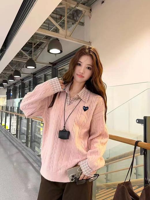 F031261少女感浅粉色宽松oversize黑色爱心刺绣假两件针织毛衣 商品图5