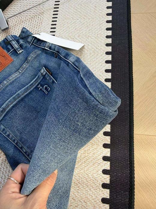 F031203春夏新款男士挺括舒适直筒修饰腿型无束缚刺绣小狗水洗牛仔长裤 商品图9