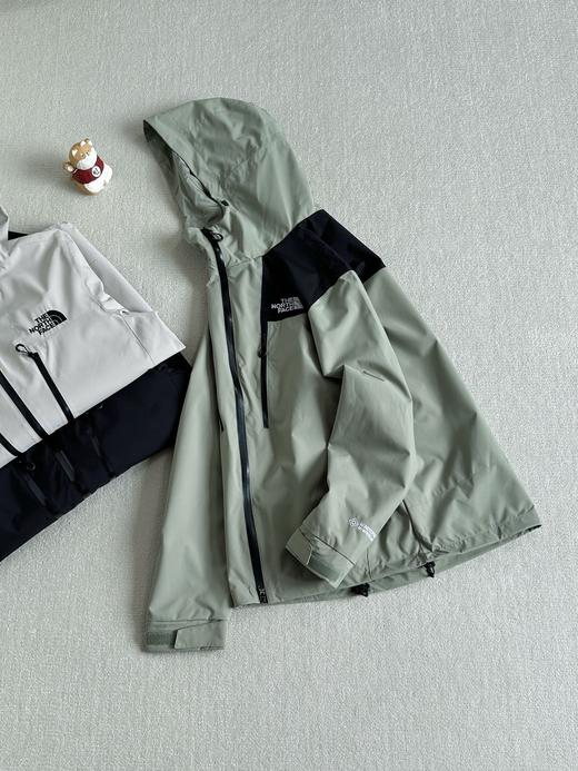 男子防水 防风 连帽冲锋衣 商品图3