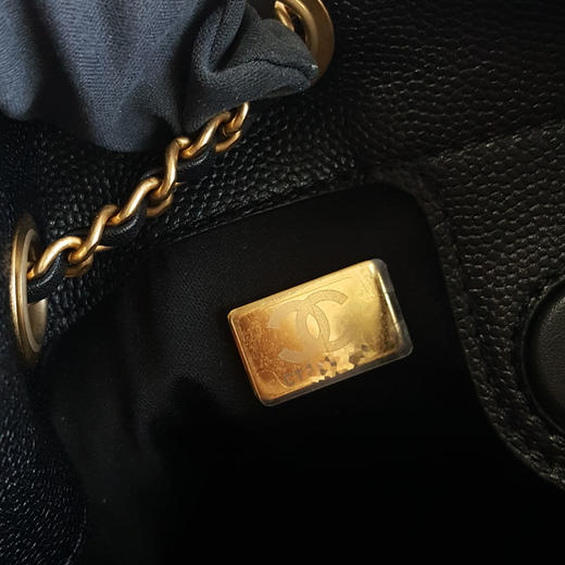 【全新】CHANEL香奈儿25bag系列AS5600 B20304 94305中号黑金荔枝牛皮25bag双肩包小书包女士090326TJ45 商品图9