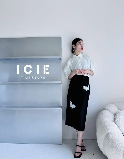 新款重磅亮片定制款半裙 商品图0