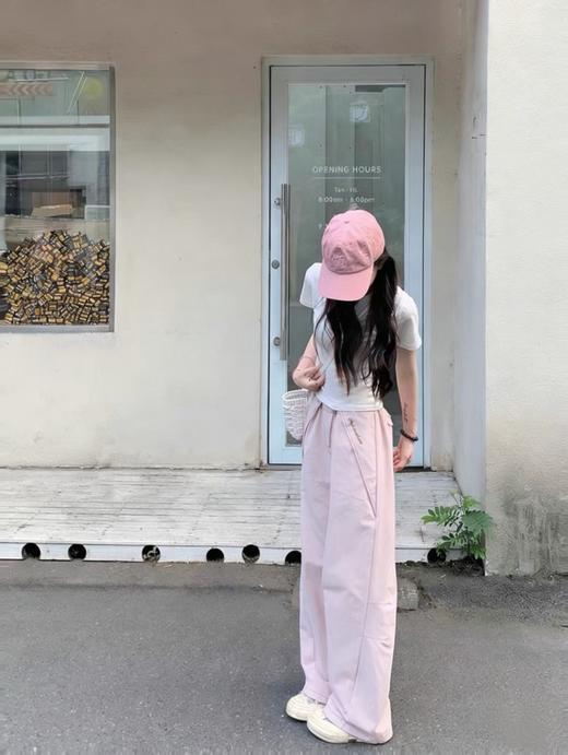 田曦薇同款设计感宽松弯刀裤 商品图3