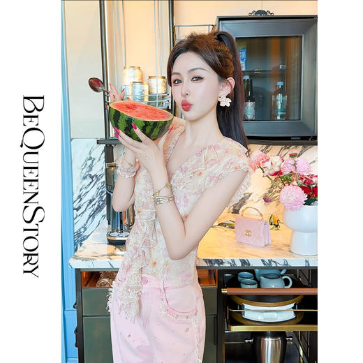 【孤品样衣，不退不换】【浮花游记】印花蕾丝小飞袖荷叶V领上衣成人2025夏装新款 商品图3